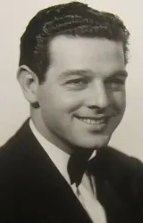 Роберт Лоури